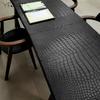 50x137cm Krokodiltextur Kunstlederstoff Selbstklebende Lederreparaturflicken für Sofa Sitz Tisch Stuhl Tasche Schuhe Bett Zuhause