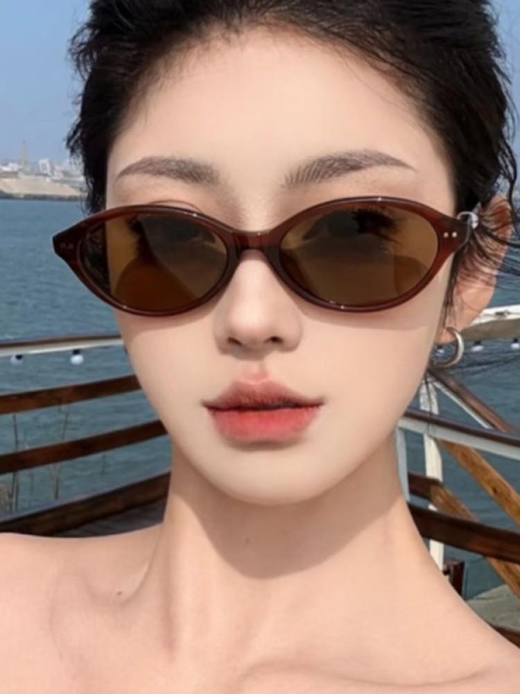 New Small Oval Sunglasses Men Women Vintage Fashion Brand Designer Glasses Sun Shades Driving Eyewear Eil Homme