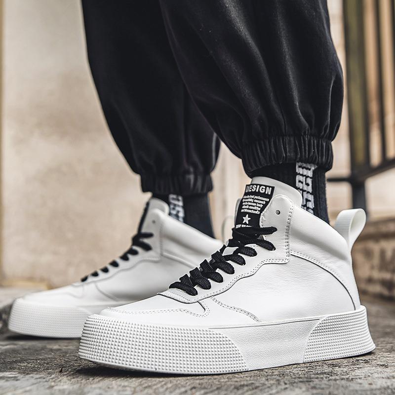 2968 High-Top-Board-Schuhe für Herren Herbst und Winter neue trendige Mode vielseitige lässige weiße Schuhe trendige Schuhe für Herren