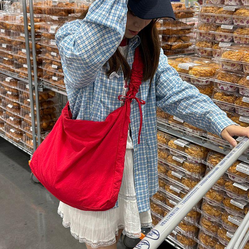 

Korean Style Pleated Drawstring Cloud Bag 2025 New Arrival Large Capacity Idle Style Shoulder Crossbody Women s Bag Student s Canvas Bag Red