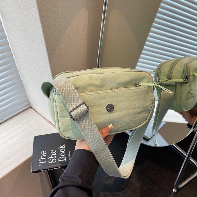 

Autumn and winter new light casual wash commute fashion versatile multi-layer shoulder crossbody small square bag tide зелёный