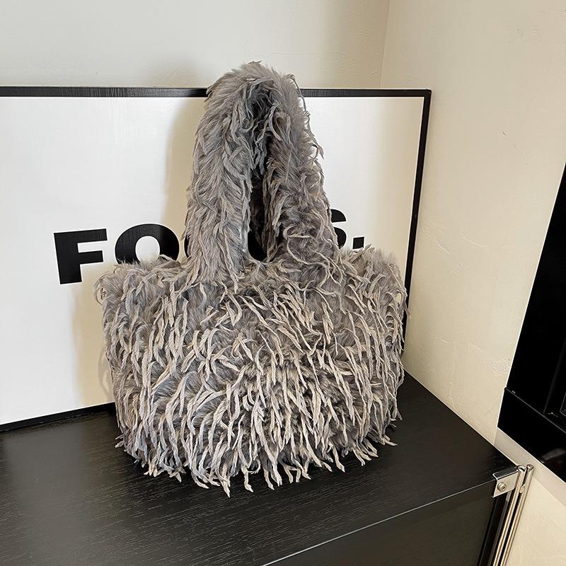 Plush Bag Women's Large-capacity New Autumn and Winter Versatile Plush Shoulder Bag Commuter Tote Bag
