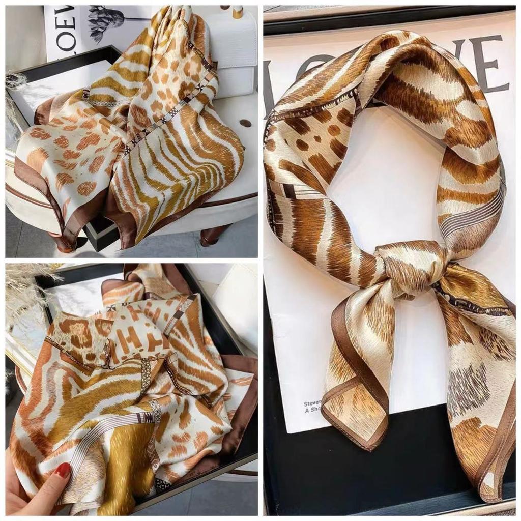 Eleganti Foulard di Seta da Donna Con Centinaia di Camicie, Assistenti di Volo, Decorazione Professionale, Protezione del Collo, Foulard, 70 Foulard Quadrati Piccoli.