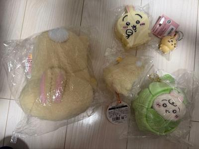 Peluş oyuncak seti Chikawa Tavşanı