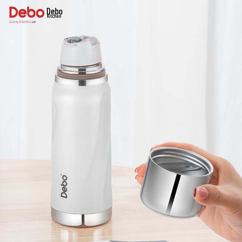 Debo Large Capacity Insulated Water Bottle