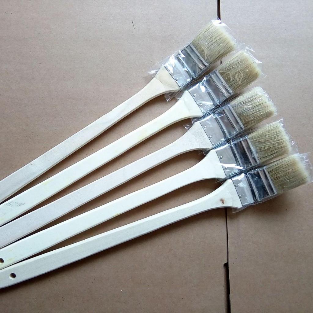 Industrial Marine Long Handle Solvent-Resistant Pig Bristle Brush for Cleaning and Sweeping.