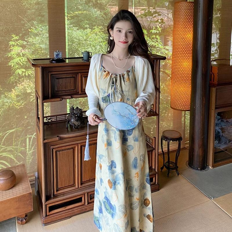New Chinese suspender dress, ink painting, tie-dye, niche design, literary and artistic national style long skirt, holiday style photo skirt