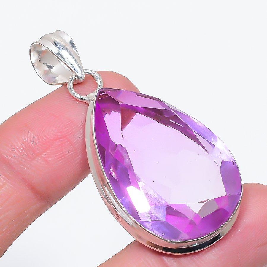 

Natural Pink Kunzite Gemstone 925 Sterling Silver Jewelry Pendant 2.09 V1Q47
