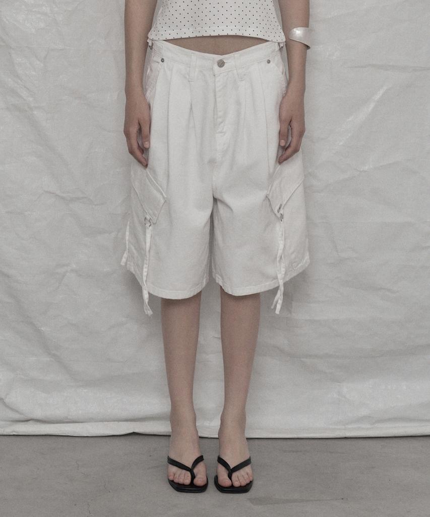 Eonibeu Cargo Wide Bermuda Pants White