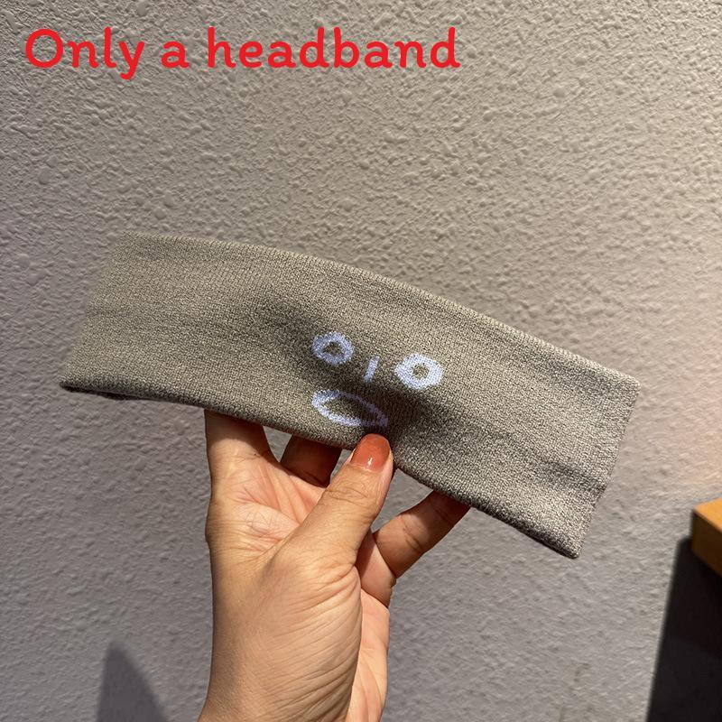 

Koreana Sports Headband With Expression Embroidery Design For Women And Men сірий колір