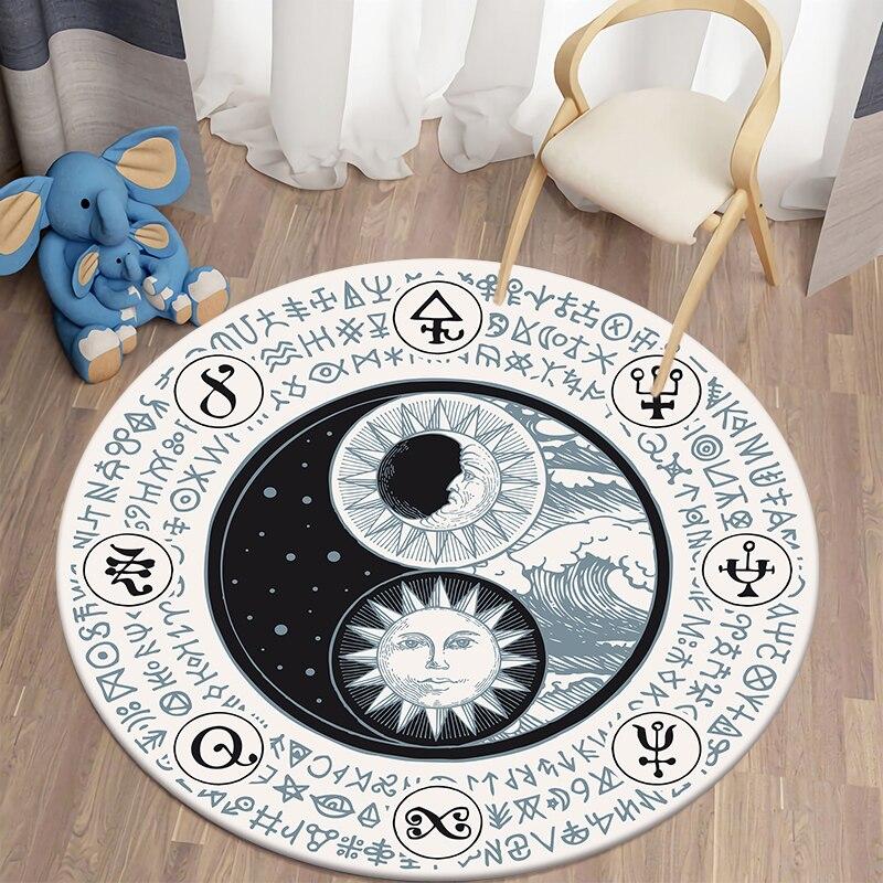 Záhadný Kawaii potištěný kulatý koberec pro obývací pokoj Koberce Kempingové piknikové podložky Flanelový protiskluzový koberec Podložka na jógu Dárek Stranger Things