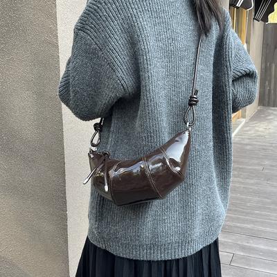 Textured Crescent Bag 2025 Winter New Women's Bag Niche Design Shoulder Bag Simple Retro Messenger Bag Tide