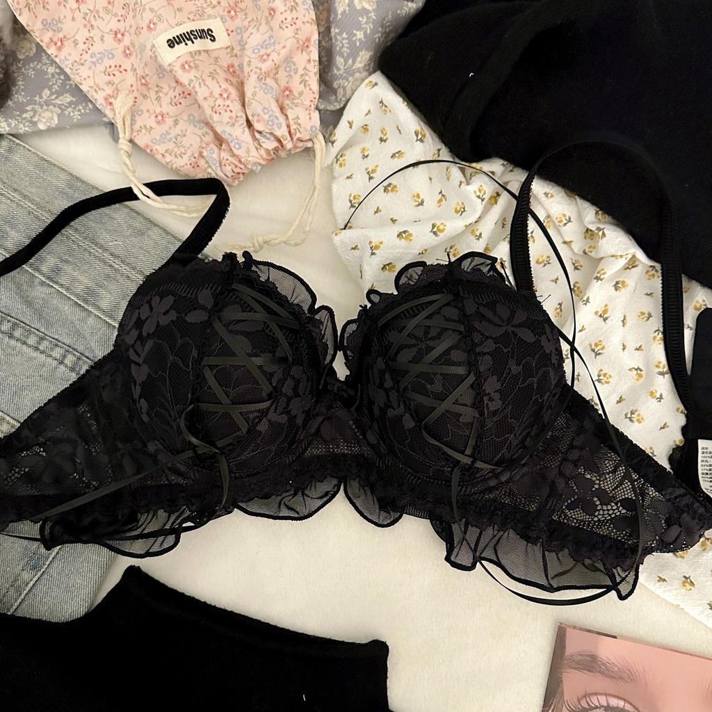 Pure desire wind strap lace underwear women's suit sexy small breasts gather without steel ring upper support special bra cover