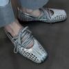 New Women's Braided Flat Shoes Comfortable and Breathable Square Head Cross-strip Summer Women's Shoes Hollow De Training Shoes