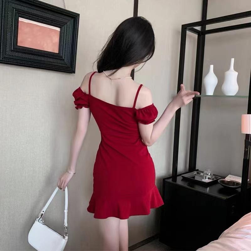 One-word Neck Dress Slim-fitting Bubble Sleeve Pleated Hip-wrapped Suspender Skirt Temperament Small Short Skirt Female Summer