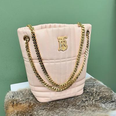 [Gebraucht] Lola Tasche TB Logo gesteppt Magnetverschluss Lammleder Crossbody Schultertasche Klein - Sehr Gut #1ISSCC9