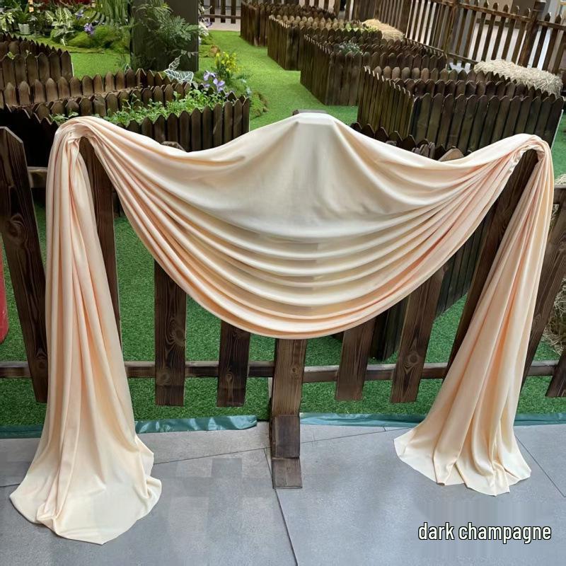 Biała Jedwabna Dekoracja Weselna na Scenę i do Domu - Zasłona