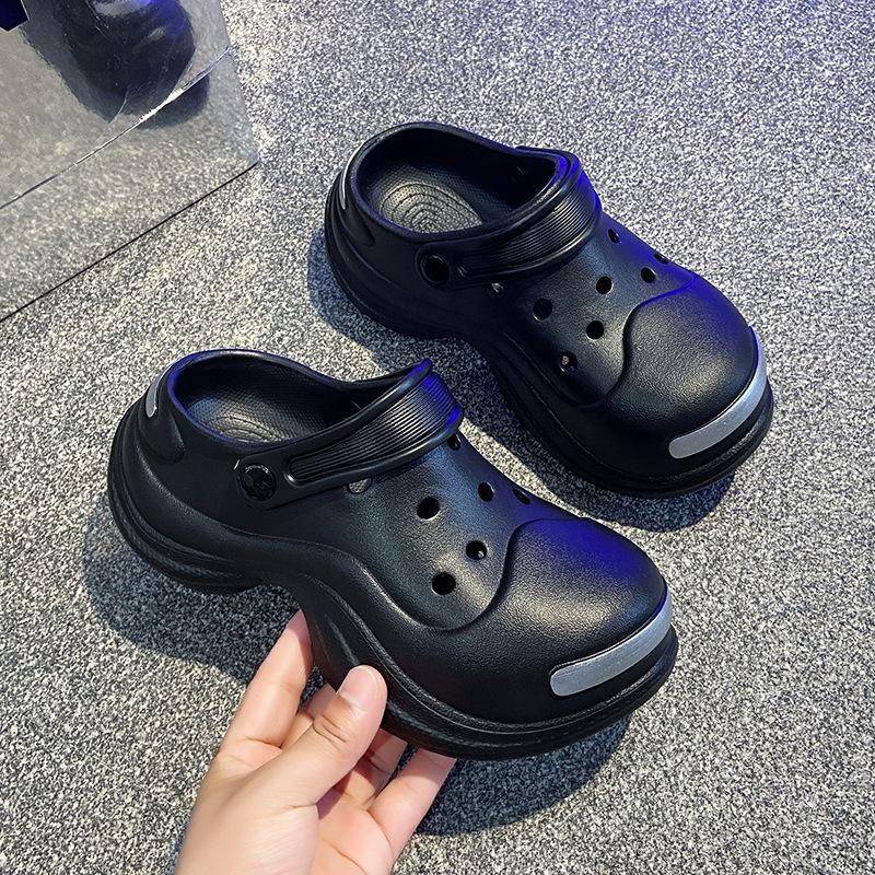 2025 Women s Summer Outdoor Fashion Thick-Soled Non-Slip Breathable Height-Increasing Sandals.