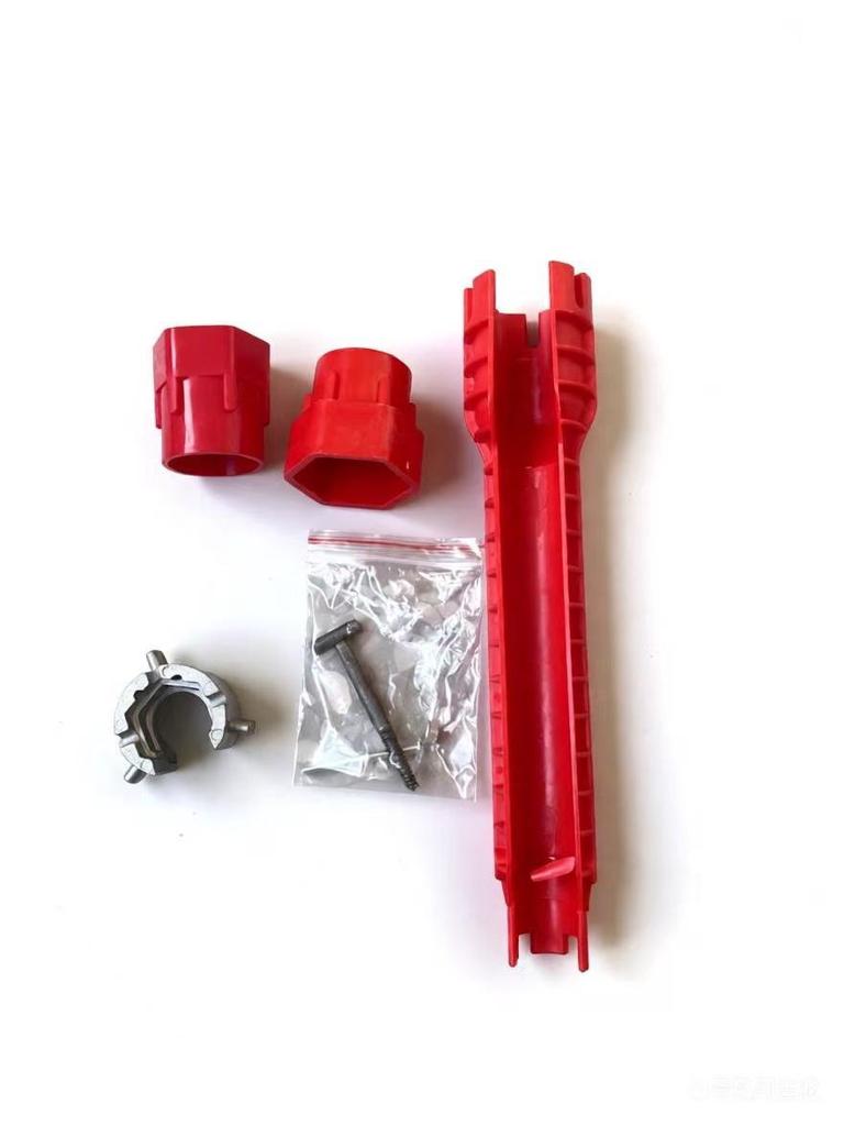 Multifunctional Plumbing Wrench for Faucet and Sink Installation