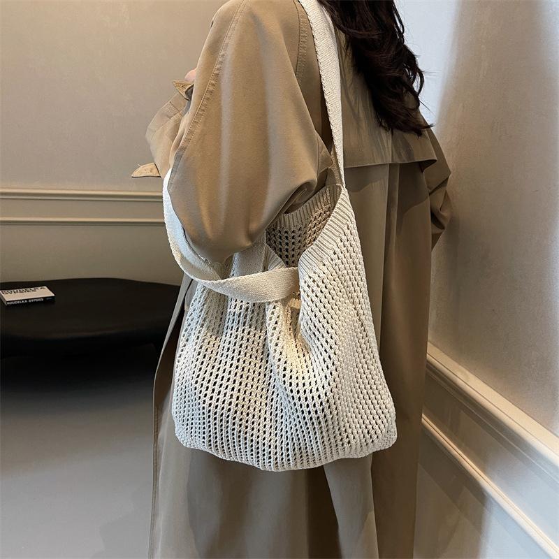 Women Shoulder Bags Large Capacity Crochet Tote Bag Fashion New Knitting Handbags Female Hollow Woven Shopping Bag
