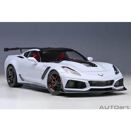 AUTOart 1/18 scale Chevrolet Corvette (C7) ZR1 Gray Metallic Finished Product