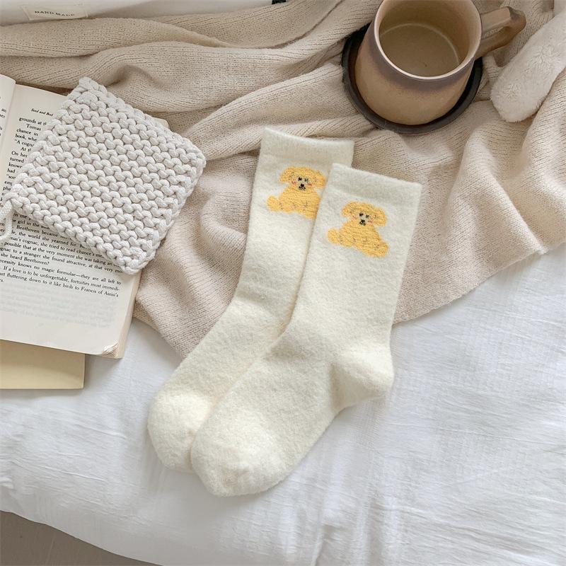 Australian Fleece Socks Boneless Medium Tube Socks Fleece Thickened Warm Confinement Socks Fluffy Home Sleep Floor Socks