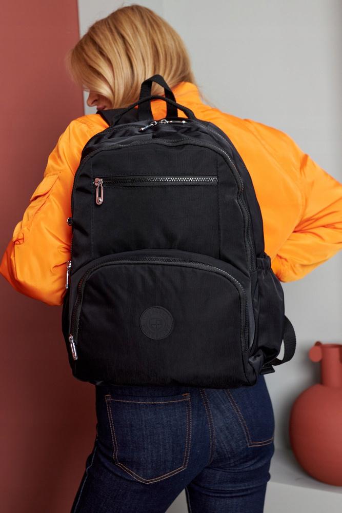 Spacious women's nylon backpack - Peterson
