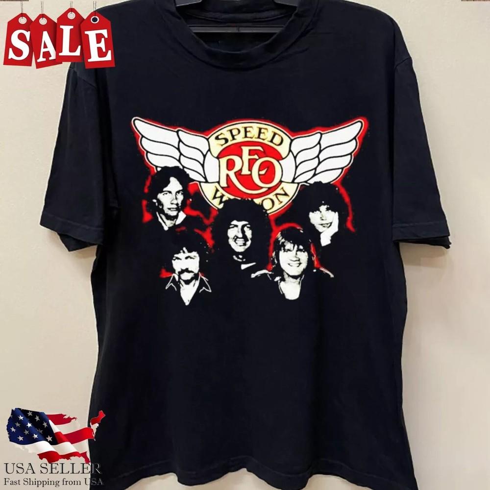 

New REO Speedwagon 1982 Original Concert Gift For Fans Unisex t-Shirt Unisex T-Shirt S
