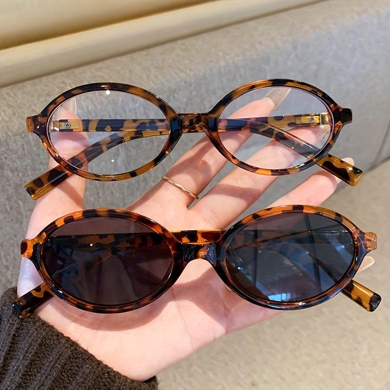 Oval Over the-counter Eyeglass Frame Fashionable Decorative Tortoiseshell Brown Lenses Suitable for Casual and Formal Wear