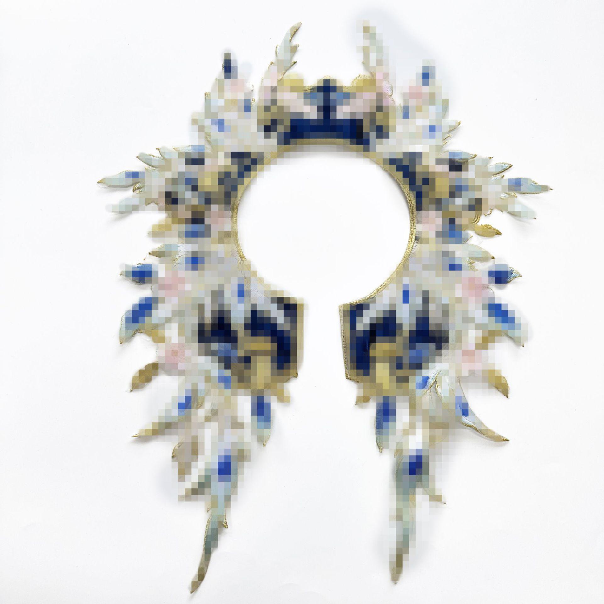 

Ancient Cloud Shoulder Hanfu Collar - Women s & Children s Hot-Selling Chinese Style Dress with Floral Design