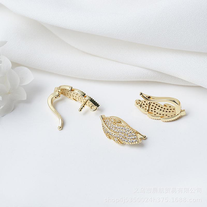 

18K Gold Plated Zircon Leaf Pearl Necklace Bracelet Connecting Buckle Sweater Chain Y Chain Clip Buckle Diy Jewelry Accessories as the picture