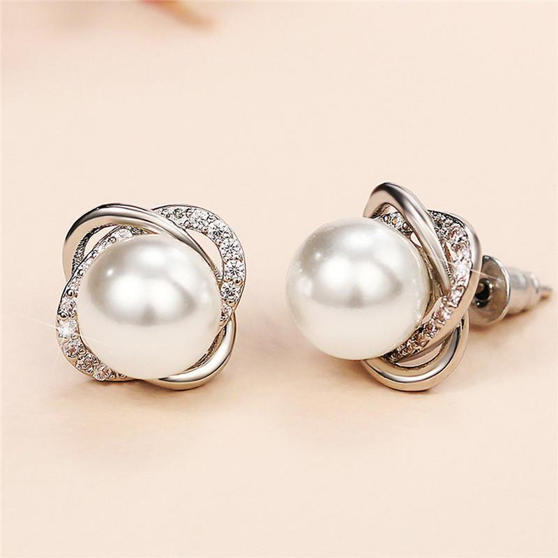 

Huitan Luxury Cubic Zirconia Imitation Pearl Earrings Women Ear Piercing Engagement Wedding Party Elegant Lady Earrings Zircon