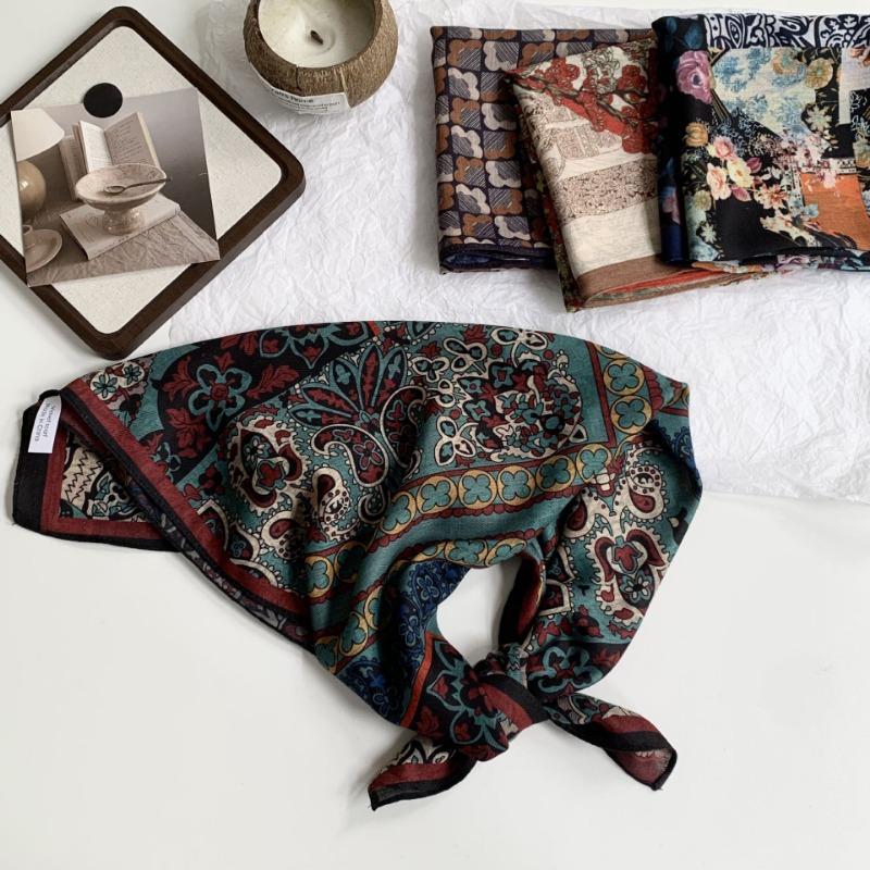 70 double-sided silk scarf, small square scarf, scarf, white rose linen silk scarf, new high-end scarf, shawl cover.
