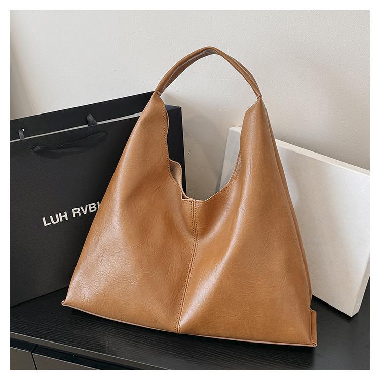 Stylish and Simple Single Shoulder Big Bag Women's New Temperament Retro Underarm Bun Mother Tote Bag