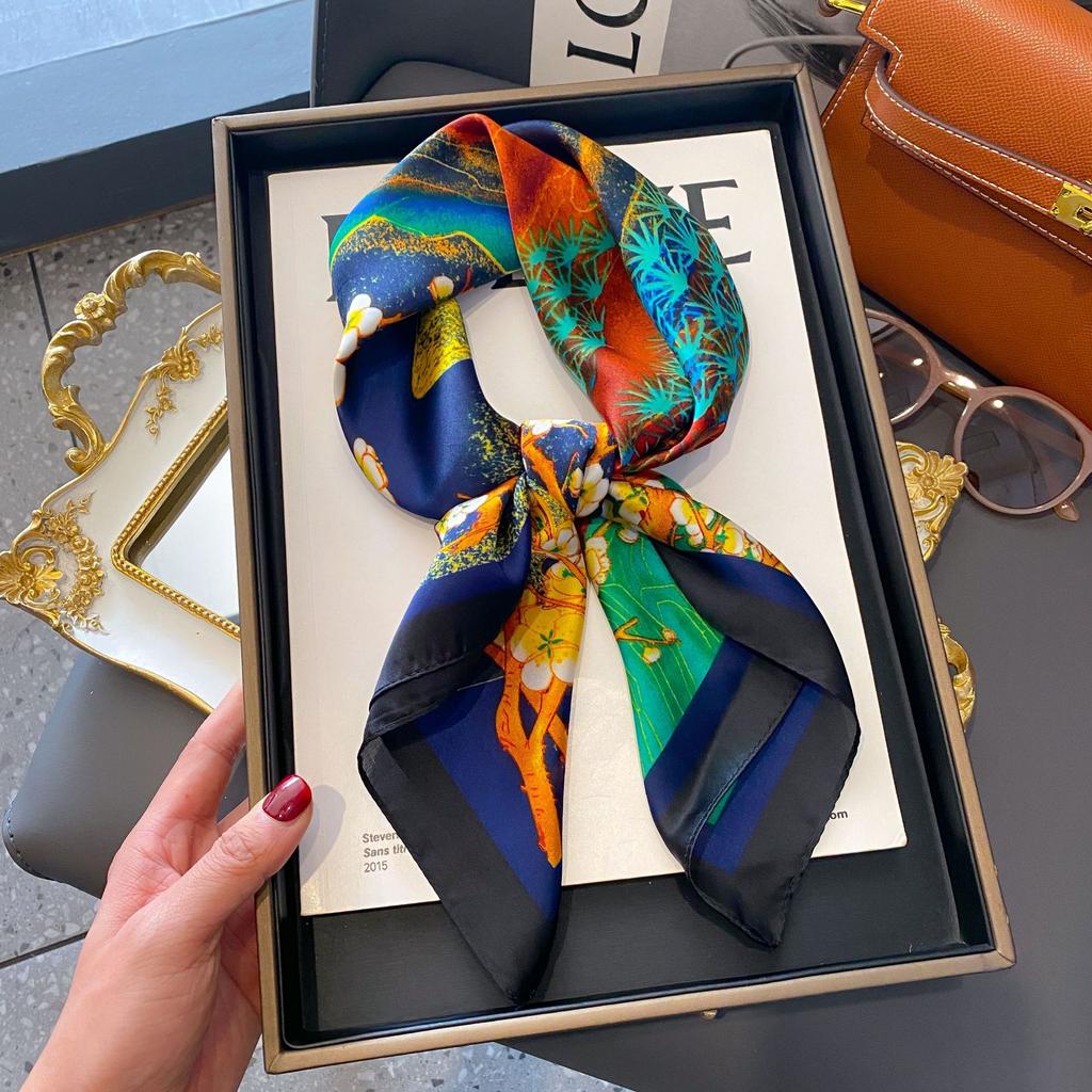 Small Silk Scarf Women'S Versatile High-End Decorative Square Scarf Professional Small Scarf Simulation Silk Korean Version Streamer Bag