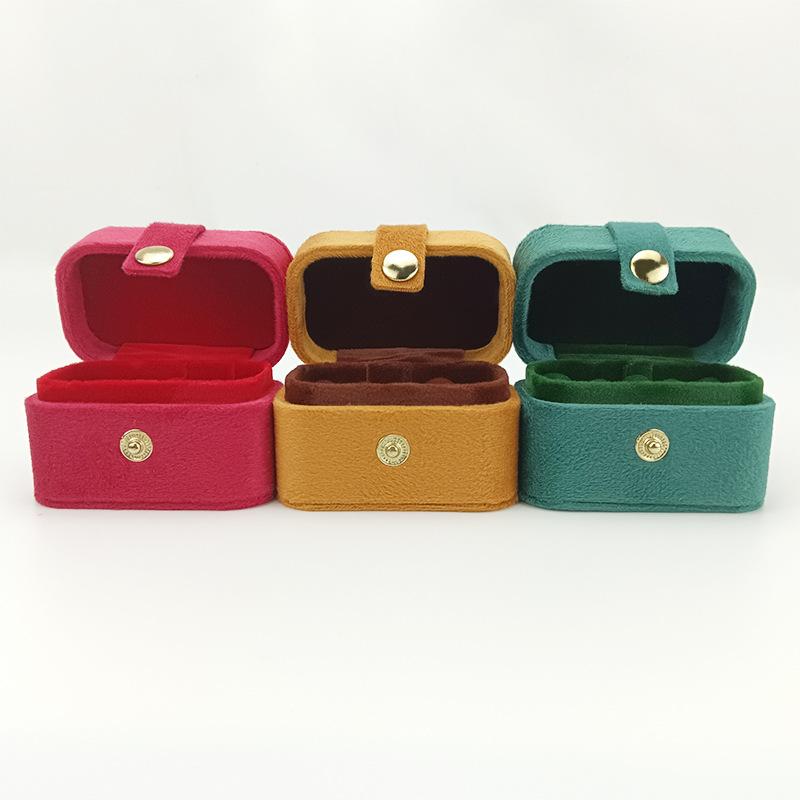 New Velvet Mini Ring Box Portable Earnail Pair Ring Jewelry Packaging and Storage Box