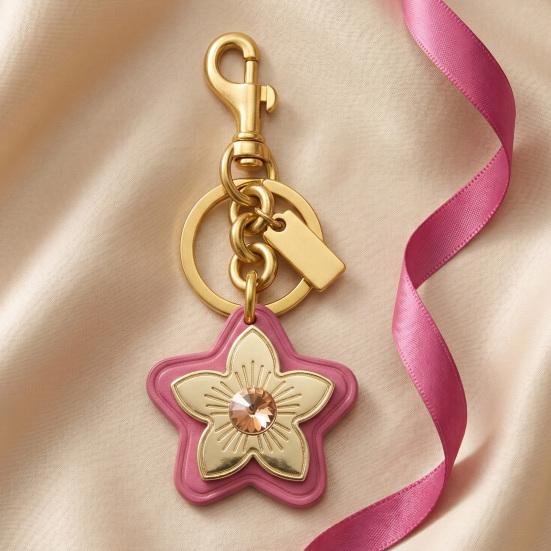Keychain Pendant Pink-Edged Star Rhinestone Flower Design Key Chain with Anti-Oxidation Lobster Clasp Backpacks Accessory