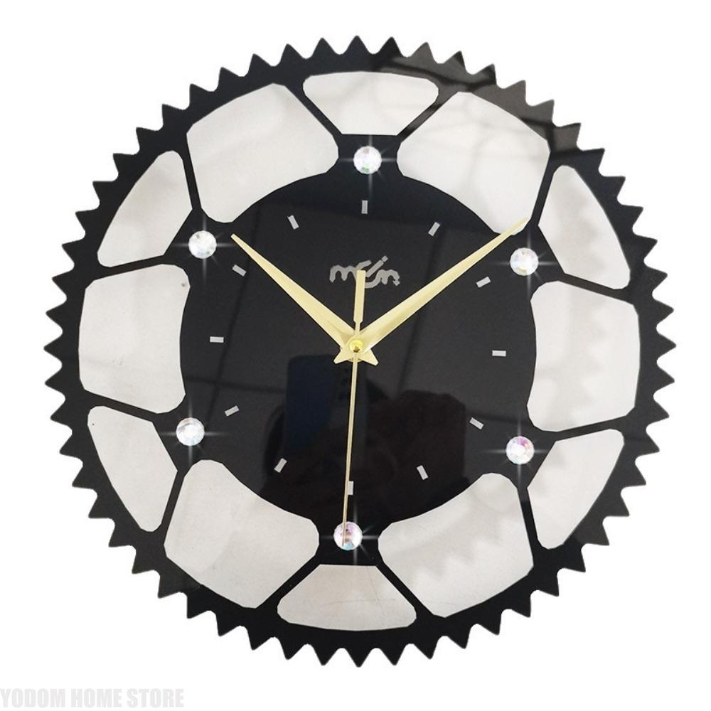 Modern Minimalist Decorative Wall Clock Silent Acrylic Material Minimalist Personality Atmospheric Art Quartz Clock