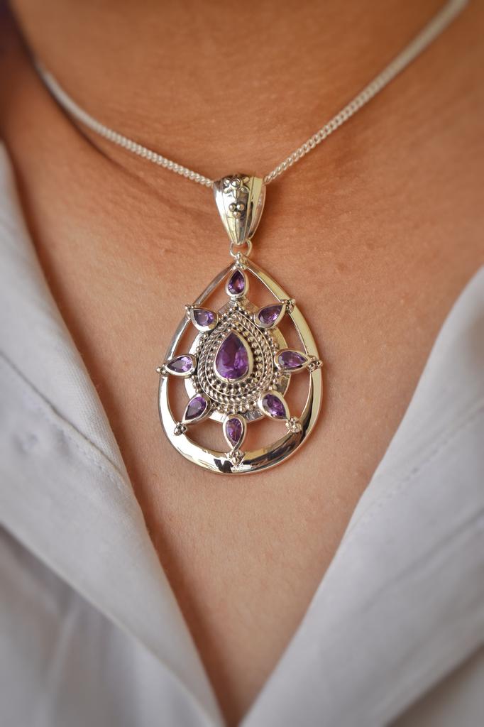 Vintage Style Amethyst Pendant: 925 Sterling Silver Necklace