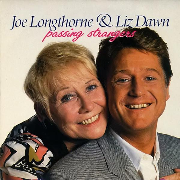 

7-дюймовая пластинка JOE LONGTHORNE LIZ DAWN Passing Strangers EM362 EMI 1994 UK Поп Б/у