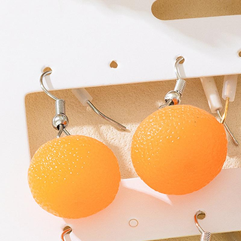 

1 pair of fruit three-dimensional simulation earrings, orange strawberry avocado corn fresh cartoon cute wind