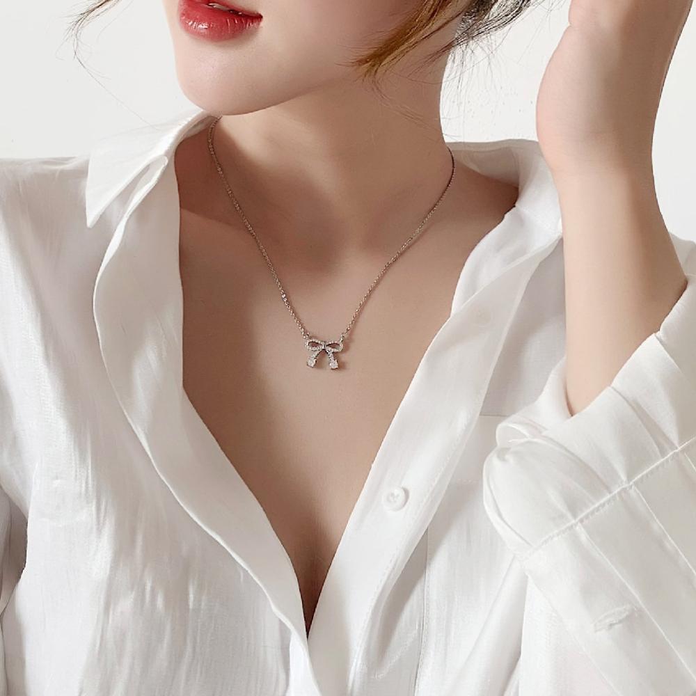 925 Silver Clavicle Necklace Shining Zircon Bowknot Pendant Women Jewelry Gift for Birthday Party