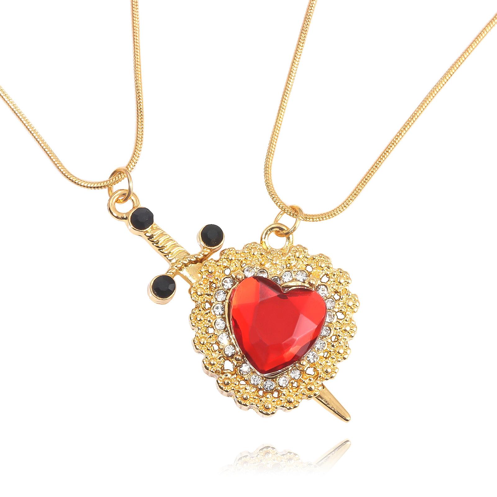 

A Set Red Heart and Sword Couple Necklace Collarbone Chain Sword Necklace Fashion Accessories for Women Gift золотой