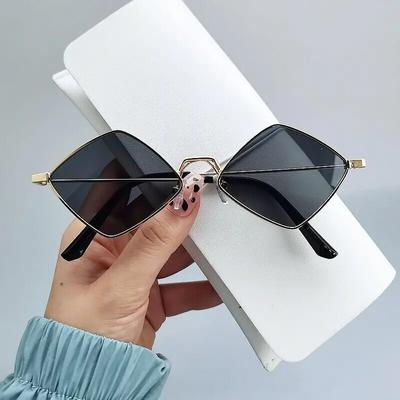Women Metal Sunglasses Vintage Irregular Small Frame Sun Glasses  Uv400 Ladies Goggle