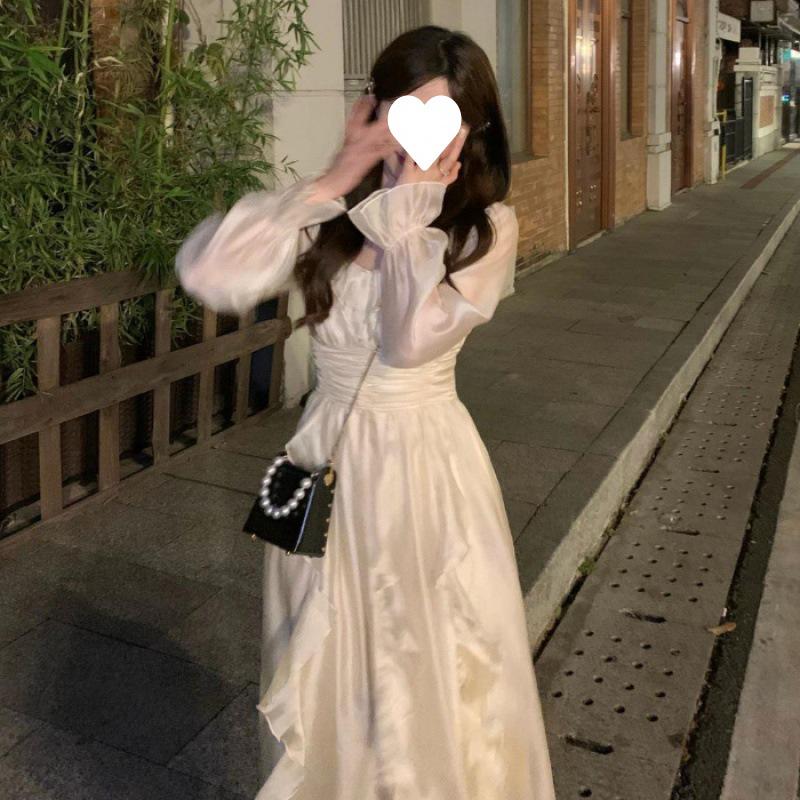 

Платье с длинными рукавами в стиле ретро-лес: Коллекция осень 2024 года, замедляющая старение и уменьшающая объем талии Small абрикосовый