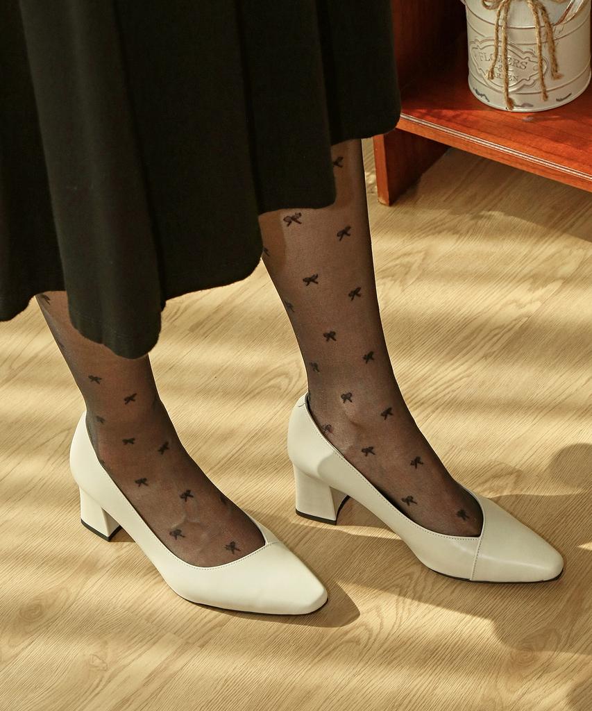 Lowflow 1217_1 Ness2 Pumps Heels