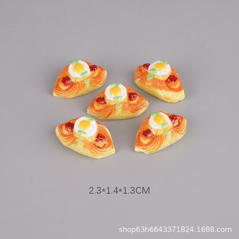 Mini Miniature Breadboard Dessert Model Simulation Play House Toy Shelf Ornament Edible Play Doll House Small Ornament