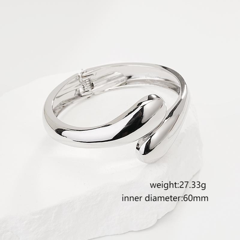 Interlocking Ring Open Bangle - European & American Light Luxury Design for Women