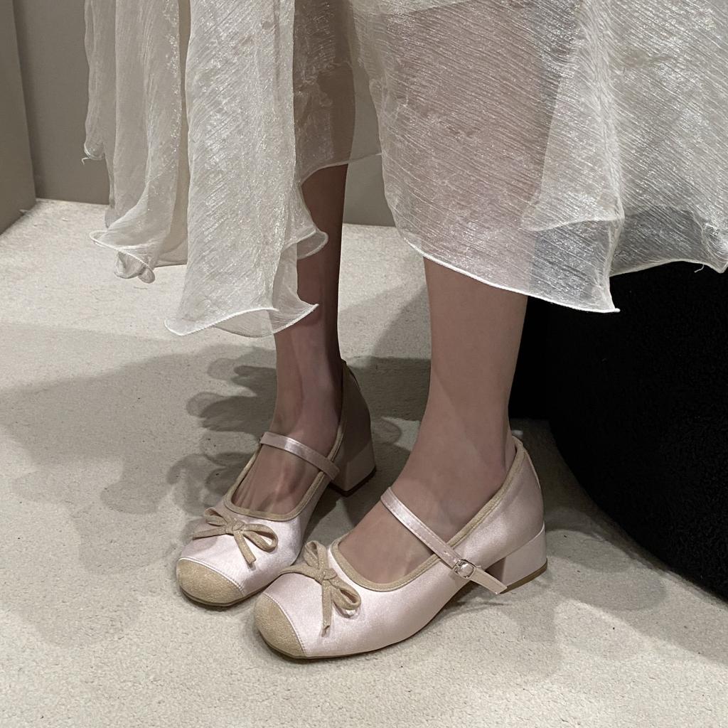 2025 New Mary Jane Shoes French Spring and Summer Light Mouth Skirt Wind Ballet Round Head Silver Year Flat Single Shoes Women