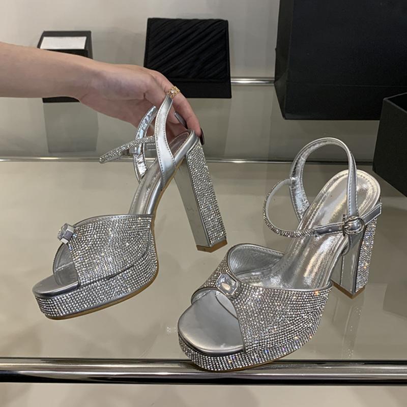 

Мода Liyke Элегантная Женская Свадебная Обувь Сексуальная Толстая Подошва Квадратный Носок Кристалл Стразы Высокий Каблук Босоножки на Платформе Женские Серебряные 39 серебряный